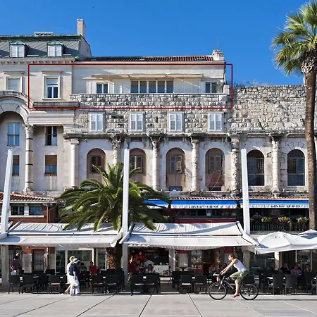 Riva And Diocletian