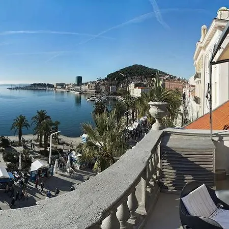 Riva And Diocletian * Split